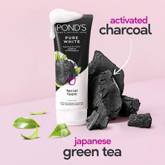 Pond's Activated Charcoal Niasorcinol Facial Foam 100g
